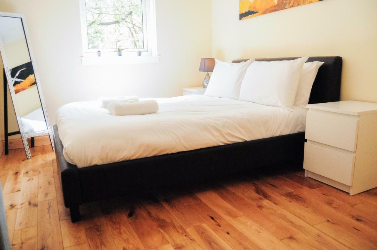 Bright City Centre House - Private Garden & Parking! Villa Glasgow Eksteriør billede